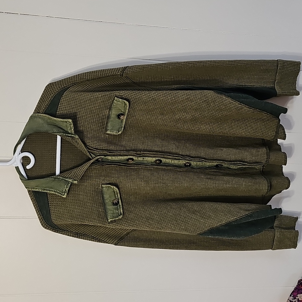 Cherry Cloth Olive & Hunter Green Thermal Button Up Shacket Shirt Womens L EUC